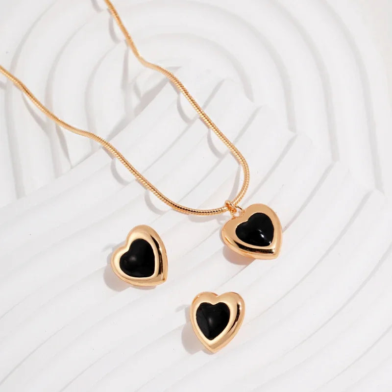 Black Onyx Heart Pendant